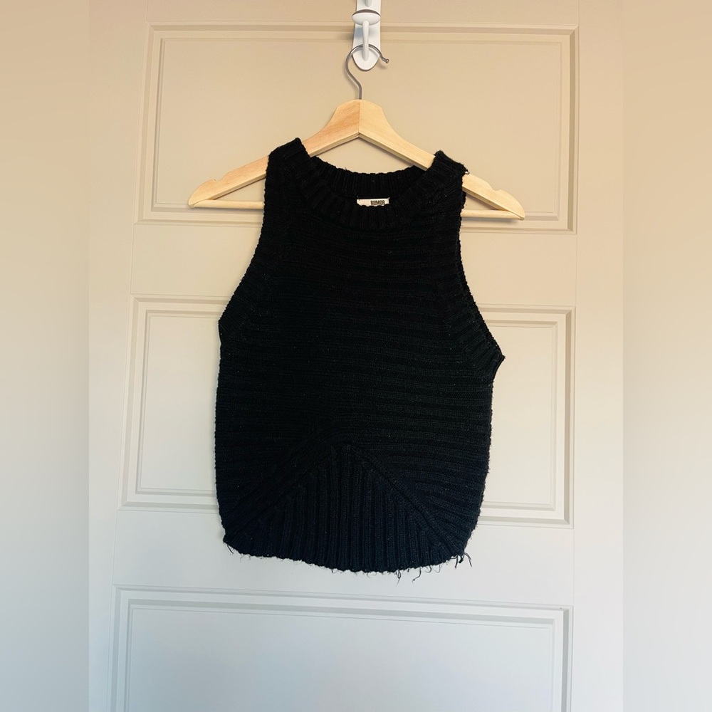 LF Black Ribbed Wool Halter - Picture 2 of 5